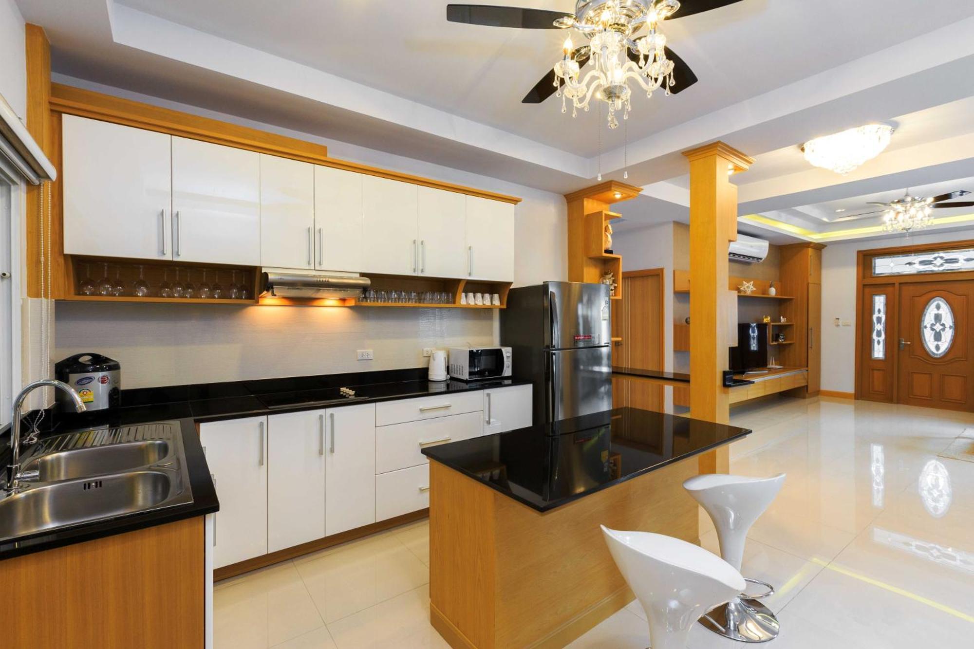 Pattaya Private Villa - Pool,Sauna,Snooker,Bbq מראה חיצוני תמונה